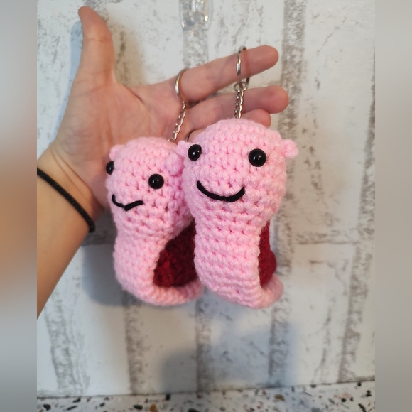 Valentine Snail Keychains! - Picture 2 of 4